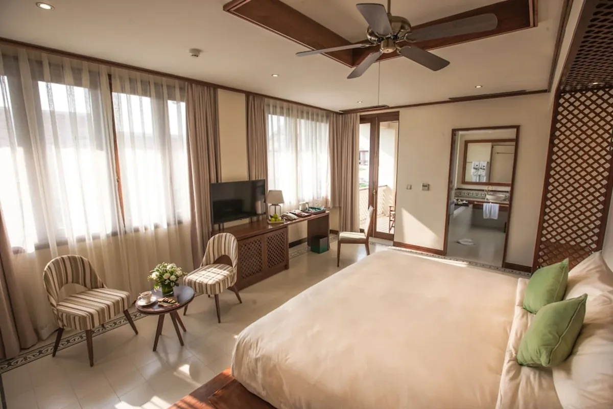 Fitness studio and relaxation lounge