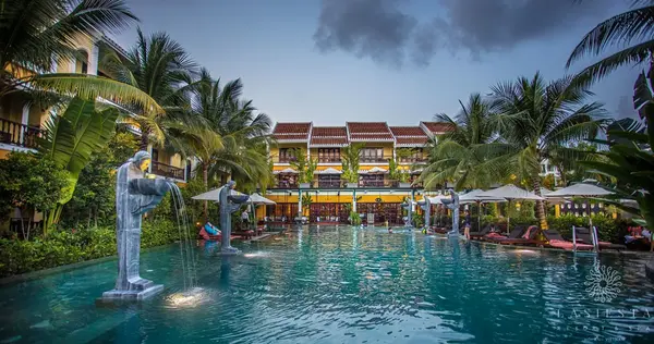 La Siesta Hội An Resort & Spa lagoon pool