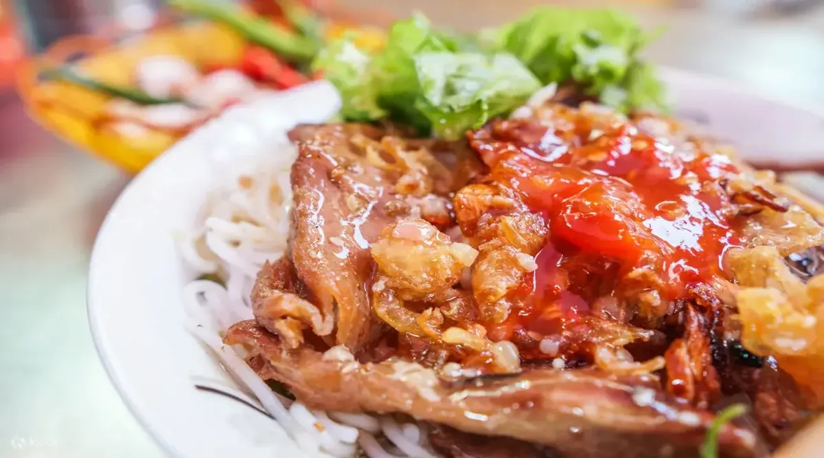 Áo dài rider food tour photo 1
